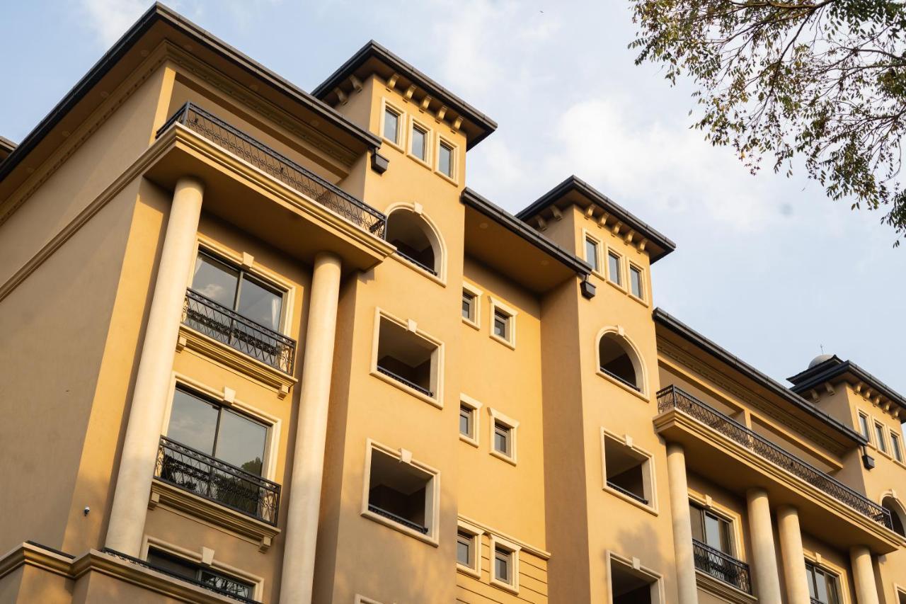 Fontis Residences Hotel Kampala Extérieur photo