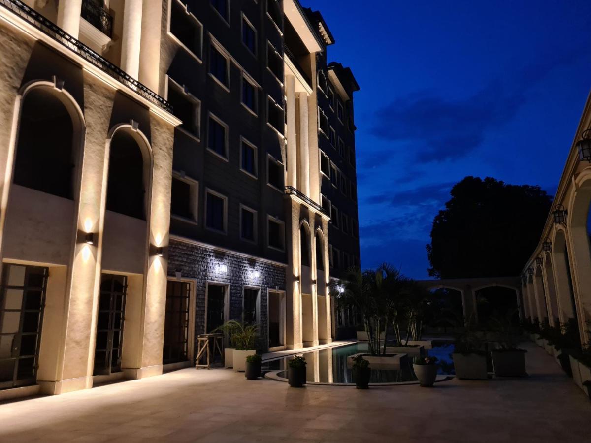 Fontis Residences Hotel Kampala Extérieur photo
