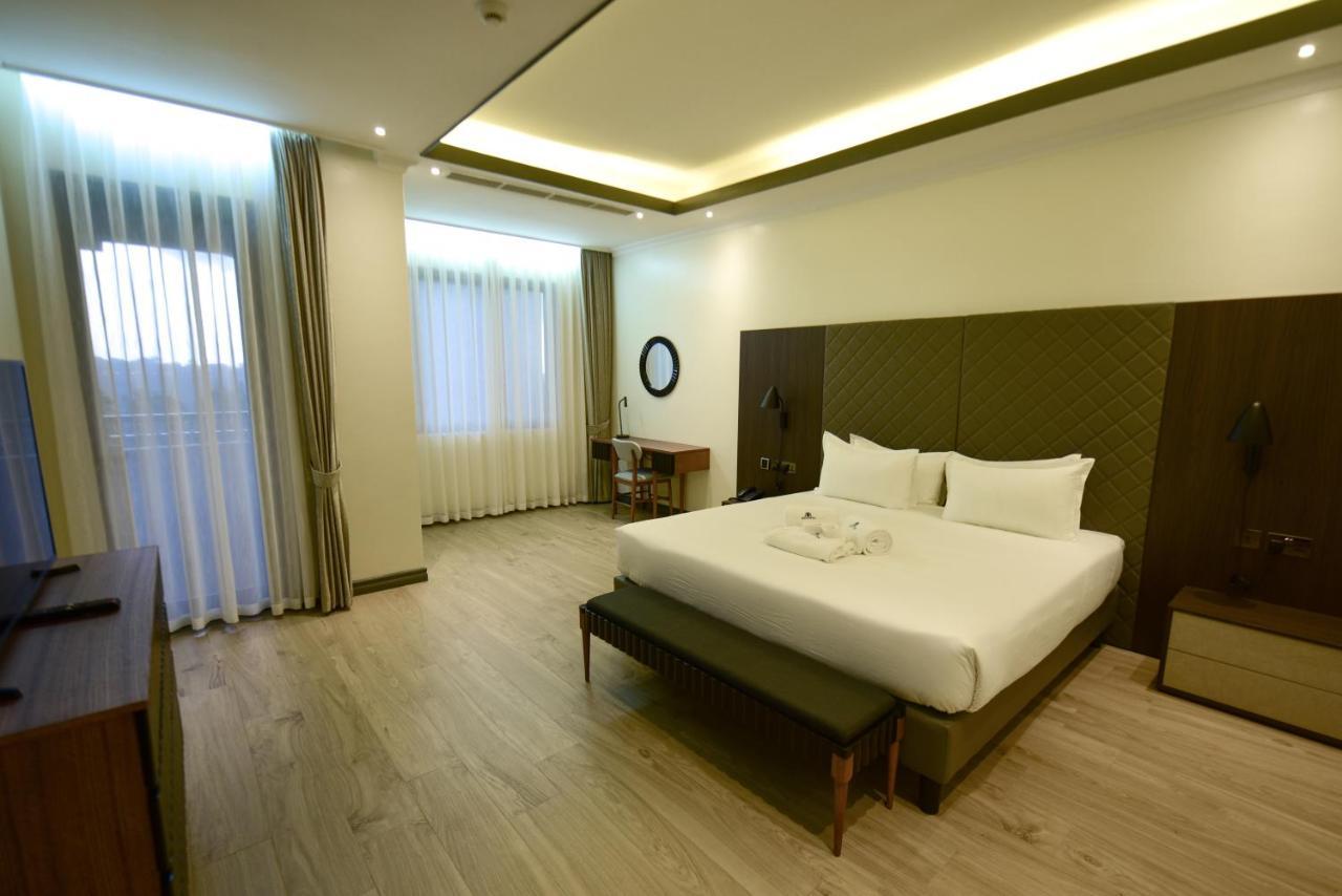 Fontis Residences Hotel Kampala Extérieur photo