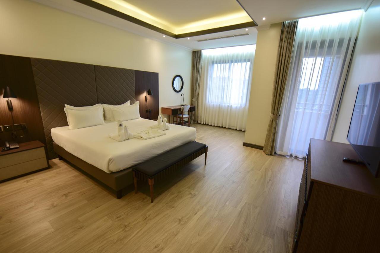 Fontis Residences Hotel Kampala Extérieur photo